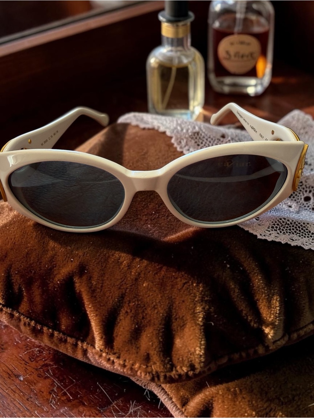 Vintage Deadstock Champagne Series Oval Sunglasses White & Gold Rhinestone Italy - Picture 2 of 15